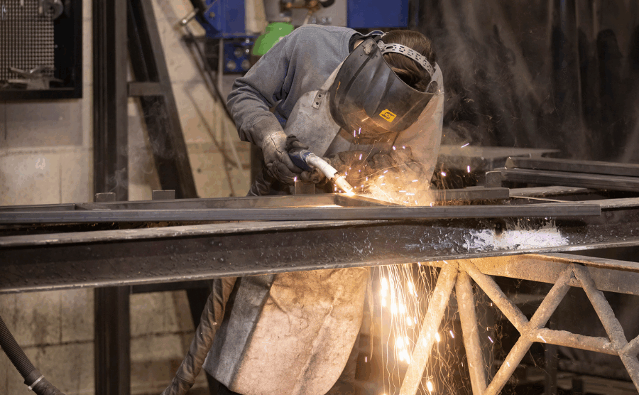 Réparer vs remplacer : le vrai impact environnemental des équipements industriels - SML
